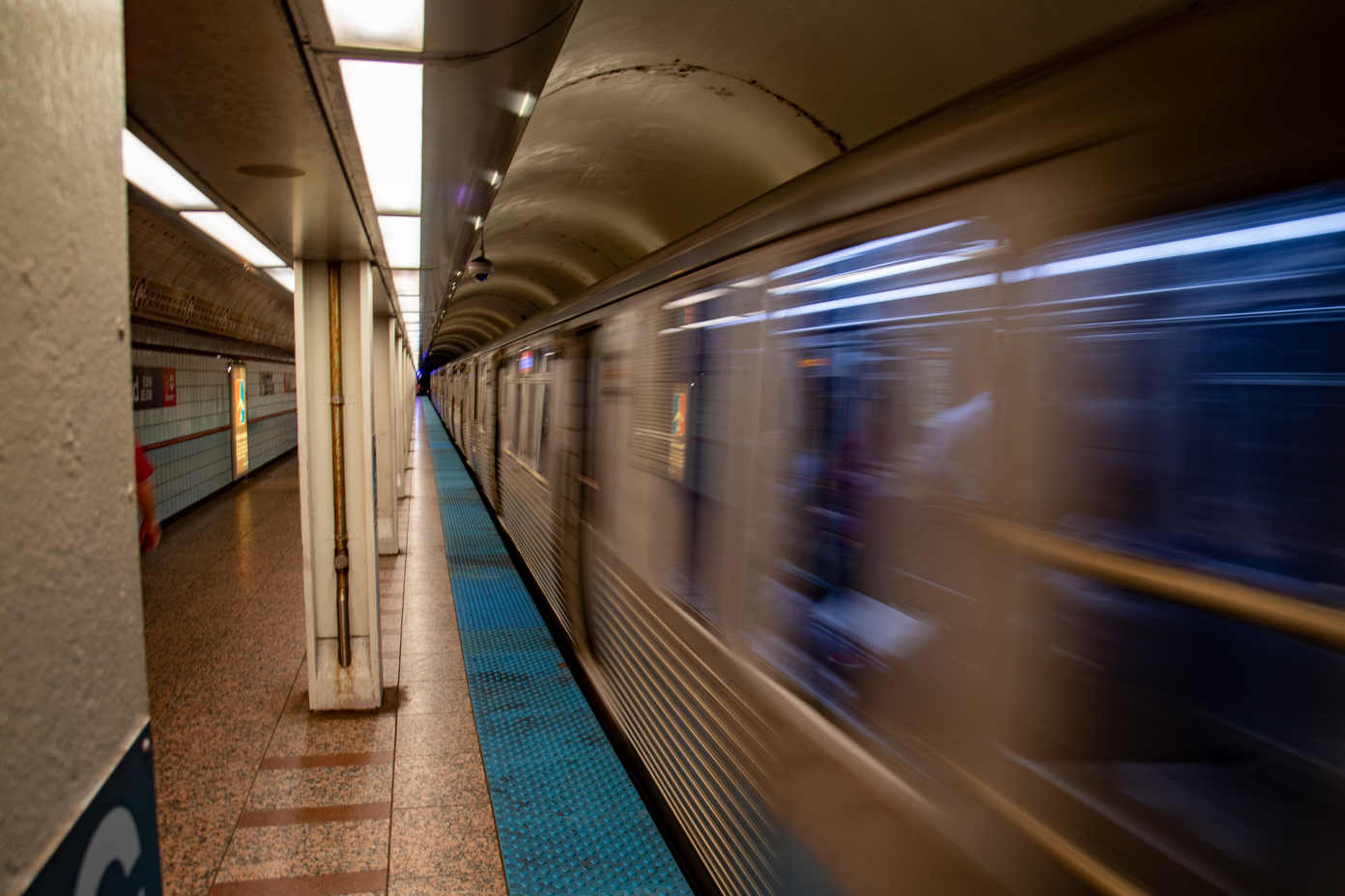 Chicago L - Moving Train