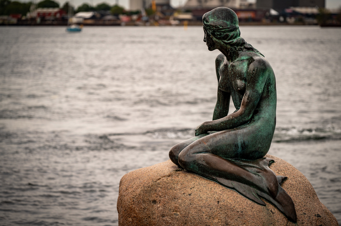 The Little Mermaid (Den lille Havfrue) is a bronze statue by Edvard Eriksen erected in 1913 on the Langelinie waterfront promenade in Koppenhagen. It depicts a mermaid who becomes a human being. 