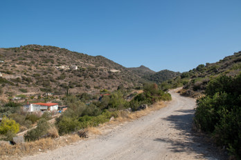 Start of the hiking trail from Marathonas beach (B) into the valley of Eleonas, a high mountain valley with old olive trees. The path is wide at first, but later it becomes narrow and you need sturdy shoes.