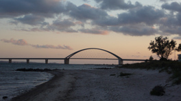 Late evening bike tour in the south of Fehmarn. The setting sun invites you to take pictures.
Photo stop: Fehmarnsund Strand (beach)