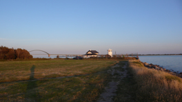 Lighthouse near Fehmarn Sound bridge.
Late evening bike tour in the south of Fehmarn.