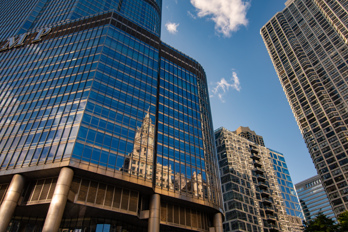 Architectural boat tour Chicago river and lake